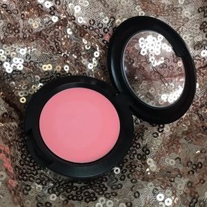 MAC lip and cheek cream 💋